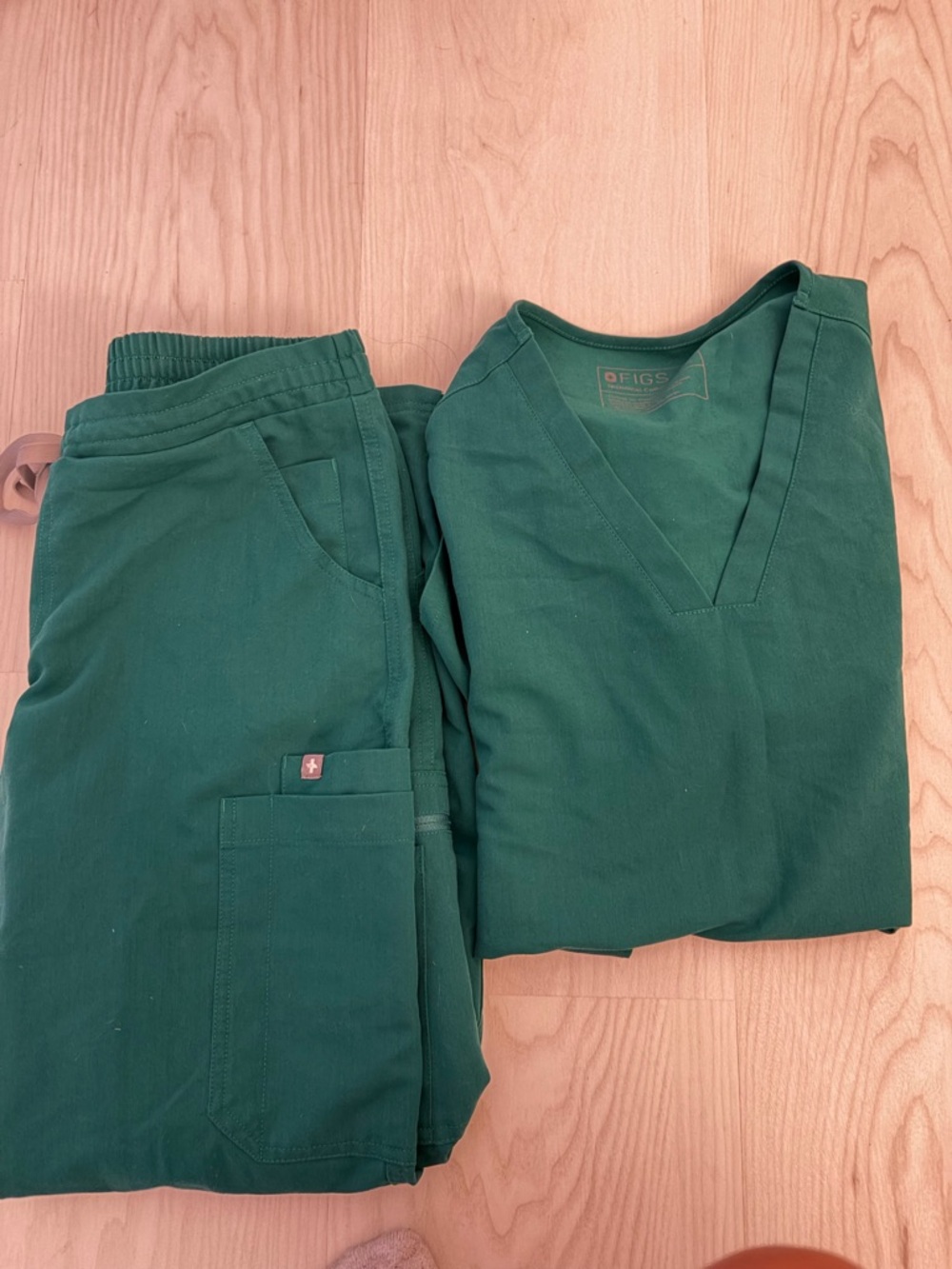 Figs Women's Scrub Set in Forest Green